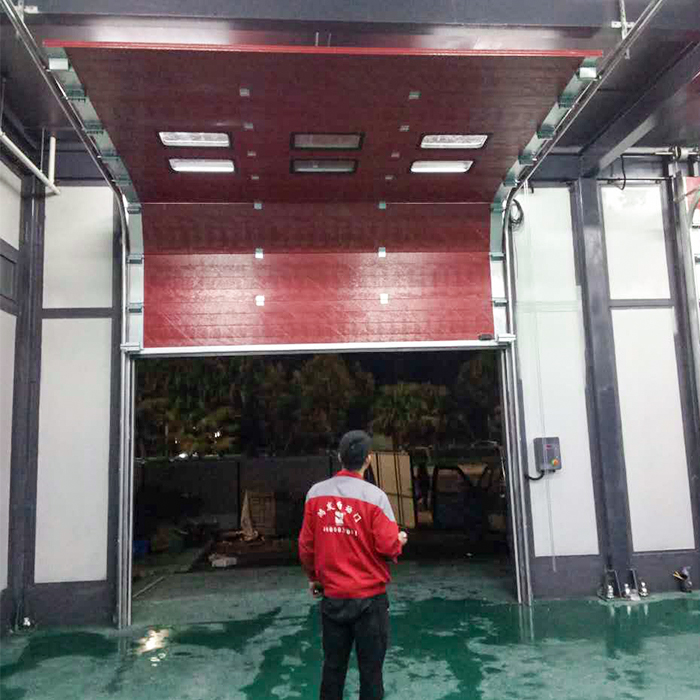 爱联消防站滑升门