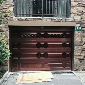 小型涡轮车库门