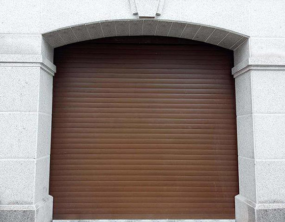 车库卷帘门如何保养